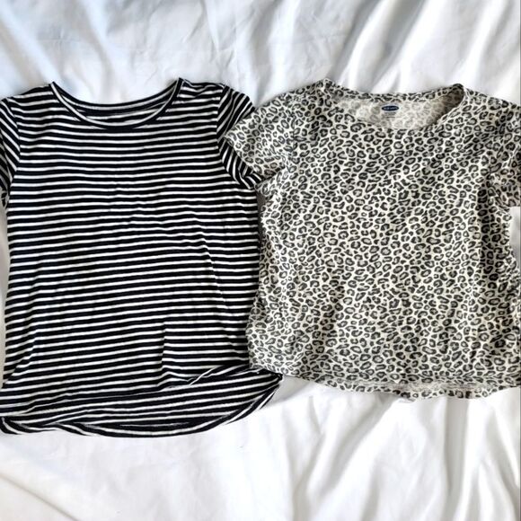 2 OLD NAVY Softest Tee JUNIORS **LOT Of 2** - Picture 1 of 5